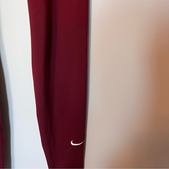 Nike womens 7/8 training tights - Picture 2 of 7